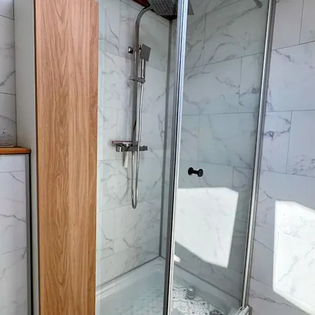 Boho Nest - Charming Boutique アパート アンティーブ