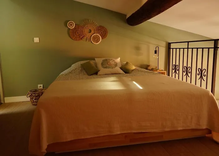 Boho Nest - Charming Boutique