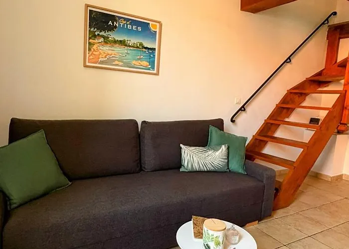 Boho Nest - Charming Boutique